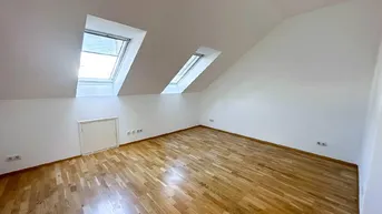 Expose 2-Zimmer Altbauwohnung mit Terrasse