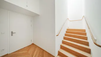 Expose STOCK IM WEG - Dachgeschoss Eigentums-Apartment mit Terrasse und Wienblick 