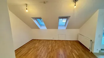 Expose 2-Zimmer Altbauwohnung mit Terrasse in guter Lage