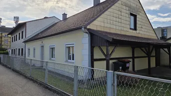 Expose Traumhaftes Einfamilienhaus in Wels: 4 Zimmer, Garten und Carport für nur 359.000€!