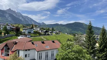 Expose Charmante Garconniere mit Bergblick – klein, sonnig &amp; voller Möglichkeiten!