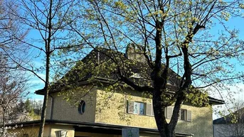 Expose STADTVILLA zum Revitalisieren in BESTLAGE (Volksgartenstraße/Kolpingstraße)
