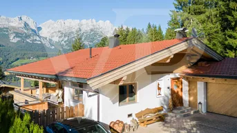 Expose Ski-In / Ski-Out Landhaus am Waldrand über den Ellmauer Dächern