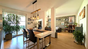 Expose Großzügige und gepflegte Maisonettewohung mit Terrasse, Garten und 2 Parkplätzen