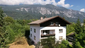 Expose Großzügiges Wohnhaus mit sonnigem Grundstück in Stans