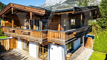 Expose Traditionelles Tiroler Chalet in ruhiger Sonnenlage