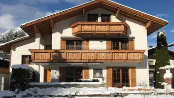 Expose Wohnhaus mit Privatzimmervermietung in sonniger Lage in der Zugspitzarena.