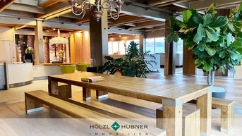 Expose Showroom mit riesiger Terrasse
