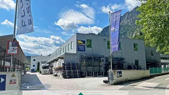 Expose Funktionelle Betriebsliegenschaft in praktischer Lage