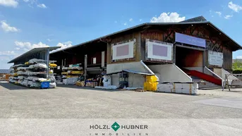 Expose Vielseitige Hallenfläche mit großem Außenbereich