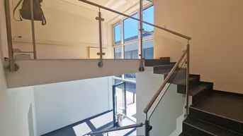 Expose Sofort loslegen - Helles Büro mit All-In-Miete