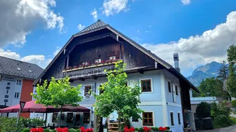 Expose ANIF: Hausetage mit großer Terrasse, im Süden von Salzburg