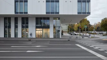 Expose kleines Geschäftslokal in gut sichtbarer Lage