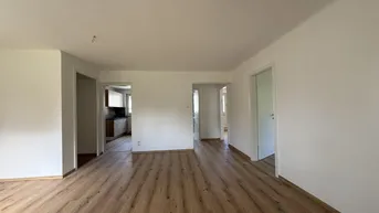 Expose Helle 3-Zimmer-Wohnung mit großzügiger Loggia