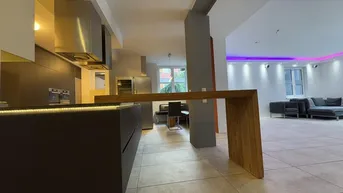 Expose Wo sich leben und arbeiten gut anfühlen! Villa und Nebenhaus in Gießhübl!Wohn- und Firmensitz