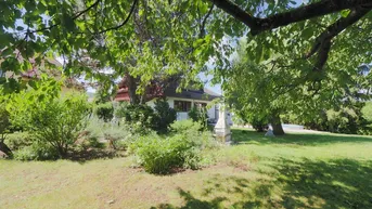 Expose Einfamilienhaus mit großem Garten, Pool und Garage in ruhiger Lage von Berndorf, Bezirk Baden