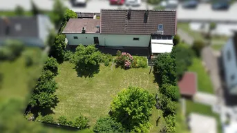 Expose charmantes Einfamilienhaus mit großen Garten