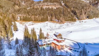Expose Charmantes 3-Sterne-Familienhotel in idyllischer schneesicherer Lage in Kärnten – sofort betriebsbereit