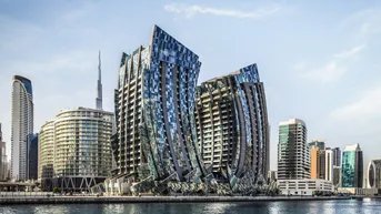 Expose Da Vinci Tower, Innenräume von Pagani