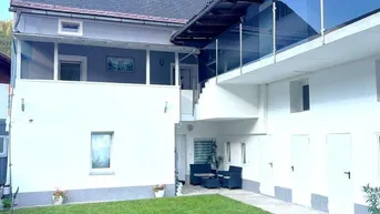 Expose Zweifamilienhaus in Böhlerwerk