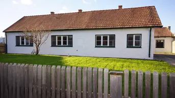 Expose Ländlicher Charme in Tattendorf – Ihr „Bauernhaus“ mit Potenzial