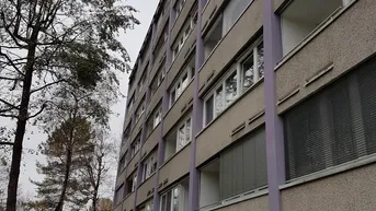Expose Gepflegte 3 Zimmerwohnung mit Westloggia- ruhige Wohnlage Aigen