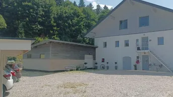 Expose Idyllisches Anwesen in Oberösterreich - Wohnen in ruhiger Lage