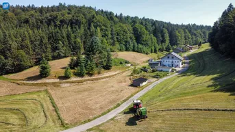 Expose Idyllisches Anwesen in Oberösterreich - Wohnen in ruhiger Lage