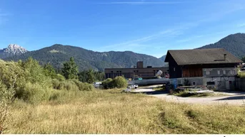 Expose ÜBER 11.500 M² GEWERBEFLÄCHE ZU VERGEBEN