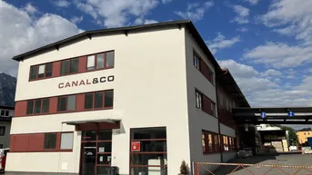 Expose Hall in Tirol: Büro- und Verkaufsflächen in guter Lage mit direktem Anschluss zum Schienenverkehr zu vermieten!
