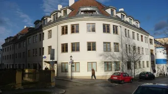 Expose Großzügiger Sitzungssaal/Büro im Zentrum von Melk zu vermieten!