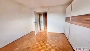 Expose PRIVATES BIETERVERFAHREN!! SANIERUNGSBEDÜRFTIGE Wohnung in Gneis am Grünland
