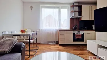 Expose Top gepflegte Etagenwohnung mit perfekter Anbindung, zugeteiltem Parkplatz und Investment-Potenzial
