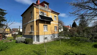 Expose Ein Haus zum Verlieben... - Historische, sanierte Villa in Grünruhelage in ORF Park - Nähe