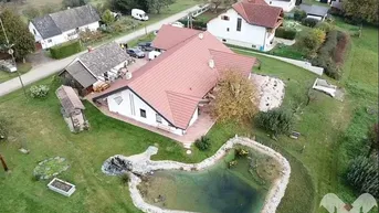Expose Traumhaftes Landhaus mit eigenem Kellerstöckl und Schwimmteich am Südhang