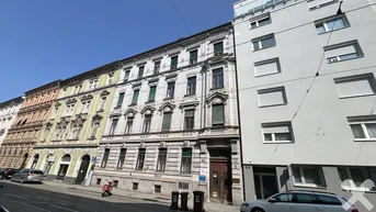 Expose Wunderschöne 4-Zimmer-Altbauwohnung in Graz-St. Leonhard! Ideal als Wohnung, Büro oder Ordination!