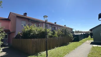 Expose Anlegerhit: Charmante 2-Zimmer Wohnung mit Balkon und Parkplatz in Graz-Straßgang