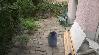 Expose schönes Geschäftslokal mit Auslage und kleinem Garten in guter Lage, kein Gastgewerbe