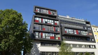 Expose INNSTRASSE, unbefristete 45 m2 Altbau, 1 Zimmer, Komplettküche, Wannenbad, Parketten, gefördert, 1. Liftgeschoß