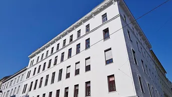 Expose AUGARTEN-NÄHE, 71 m2 Dachgeschoß mit 9 m2 Terrasse, Wohnküche, 2 Zimmer, 2 Bäder, Parketten, Große Pfarrgasse