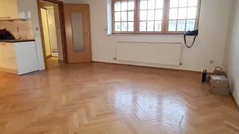 Expose FÖRSTERGASSE, AUGARTEN-NÄHE, klimatisiertes 109 m2 Dachgeschoß, 3 Zimmer, Komplettküche, 2 Bäder, Parketten, Fernblick