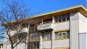 Expose TOPGELEGENHEIT! Klimatisierte 157 m2 Neubau, Büro/Praxis/Studio, 4 Räume, Zentralheizung, 1 KFZ-Stellplatz, Jochen-Rindt-Strasse