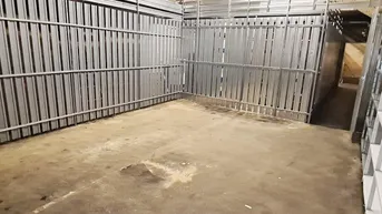 Expose BÖRSE-NÄHE, ESSLINGGASSE, 31 m2 Lagerraum, Belüftung, Estrichboden, Kellergeschoß ohne Aufzug