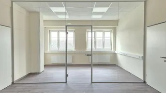 Expose Generalsanierte Bürofläche nähe Infra Center! 159 m² Nfl. barrierefrei, 6 Zimmer, 2 WC's, Parkplätze vorhanden! Büro 3