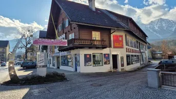 Expose Wohn- und Geschäftshaus im Zentrum von Bad Goisern! 863 m² Nutzfläche und 524 m² Grundfläche + 288 m² Pachtgrund!