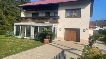 Expose Liebevoll gepflegtes Einfamilienhaus, alles vom Feinsten, eingebettet in sonniger Grünruhelage...