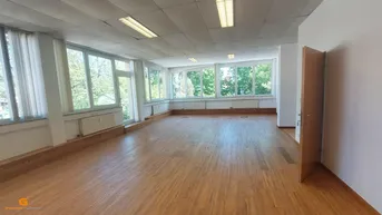 Expose Büro oder Ordination in ruhiger Salzachlage in Salzburg Stadt mieten