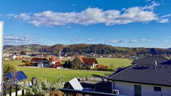 Expose Jetzt investieren oder selbst einziehen: Moderne Traumwohnung mit Weitblick, Top-Ausstattung &amp; Carport - zum einmaligen Sonderpreis von 195.000 € in idyllischer Lage von St. Peter am Ottersbach!