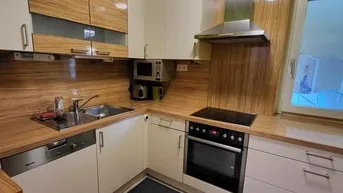 Expose 2-Zimmer-Küche-Wohnung mit Loggia