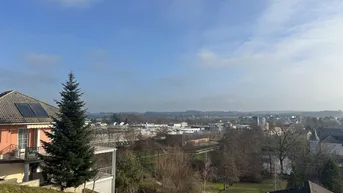 Expose Traumhaftes Grundstück mit Fernsicht - extrem Preiswert im Zentrum von Kematen an der Krems